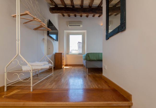 Appartamento a Roma - Banchi Suite - Castel Sant'Angelo Appartamento a Roma - Banchi Suite - Castel Sant'Angelo