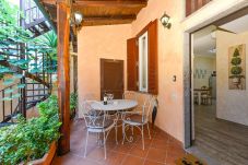 Appartamento a Roma - San Francesco Ripa 2 - Fornarina Oasis Cottage