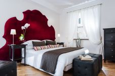 Apartment in Rome - Corso Vittorio - Campo de' Fiori