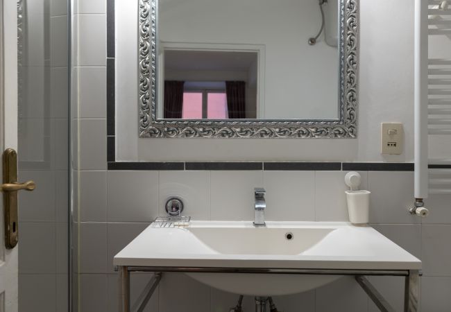 Apartment in Rome - Banchi Nuovi - Castel Sant'Angelo Apartment in Rome - Banchi Nuovi - Castel Sant'Angelo