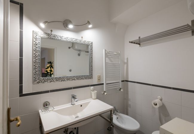 Apartment in Rome - Banchi Nuovi - Castel Sant'Angelo Apartment in Rome - Banchi Nuovi - Castel Sant'Angelo