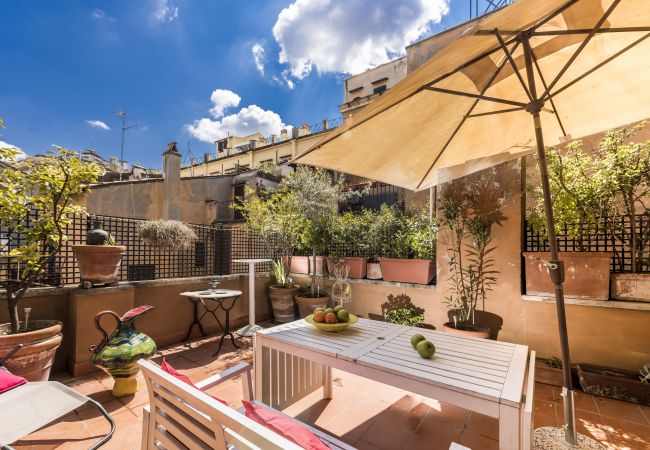  in Roma - Chiara in Pantheon apartment with terrace