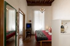 Apartment in Rome -  Giglio House - Campo de' Fiori