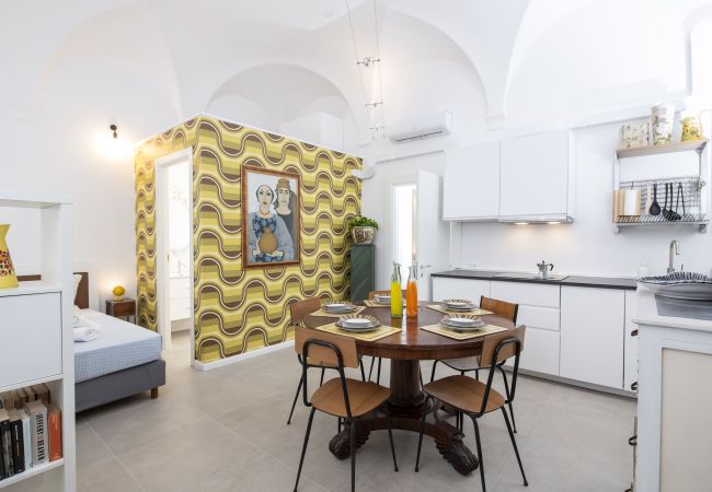 Apartment in Rome - Banchi al Patio - Castel Sant'Angelo Apartment in Rome - Banchi al Patio - Castel Sant'Angelo