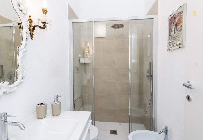 Apartment in Rome - Banchi al Patio - Castel Sant'Angelo Apartment in Rome - Banchi al Patio - Castel Sant'Angelo