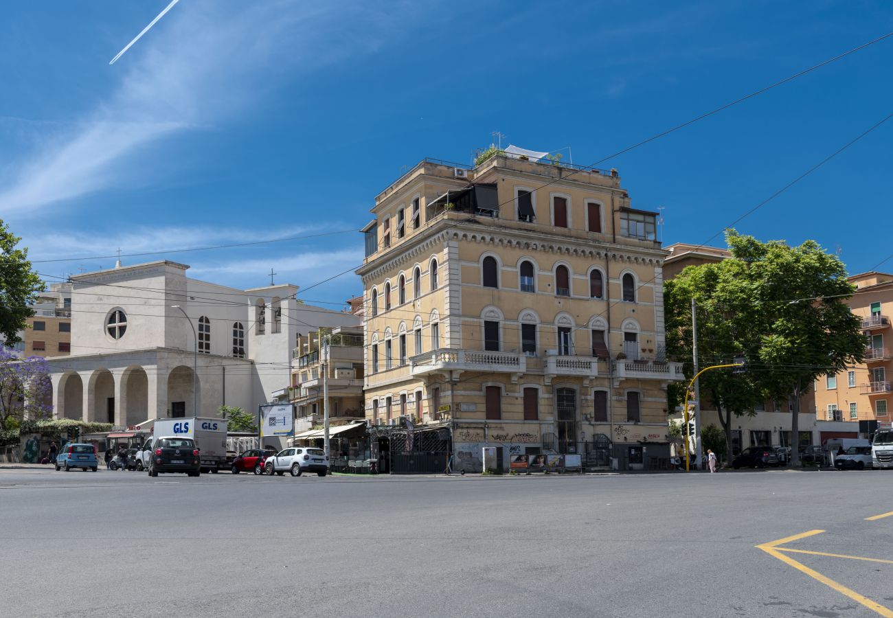 Apartment in Rome - Trastevere 900 Liberty Apartment in Rome - Trastevere 900 Liberty