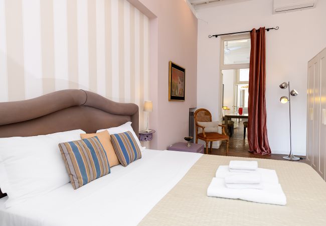 Apartment in Rome - Bernini al Borgo - St. Peter / Vatican Apartment in Rome - Bernini al Borgo - St. Peter / Vatican