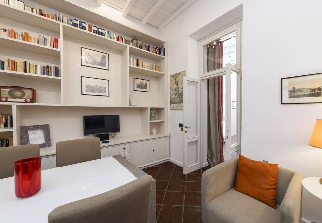Apartment in Rome - Bernini al Borgo - St. Peter / Vatican Apartment in Rome - Bernini al Borgo - St. Peter / Vatican