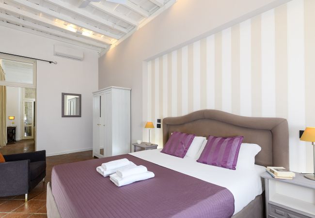 Apartment in Rome - Bernini al Borgo - St. Peter / Vatican Apartment in Rome - Bernini al Borgo - St. Peter / Vatican