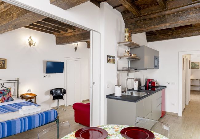 Apartment in Rome - Banchi Prestige - Castel Sant'Angelo Apartment in Rome - Banchi Prestige - Castel Sant'Angelo