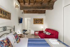 Apartment in Rome - Banchi Prestige - Castel Sant'Angelo