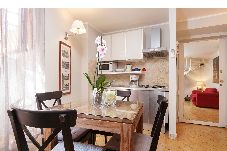 Apartment in Rome - Renoir, small loft on Giulia street