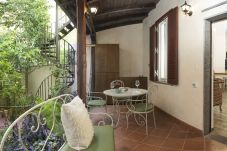 Apartment in Rome - San Francesco Ripa 2 - Fornarina Oasis Cottage