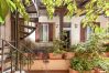 Apartment in Roma - San Francesco Ripa 2 - Fornarina Oasis Cottage