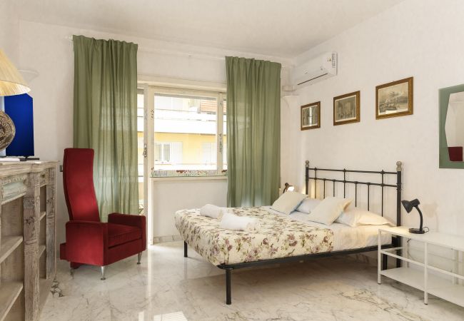 Apartment in Rome - Bernini alle Fornaci - St. Peter / Vatican