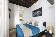 Apartment in Rome - San Francesco Ripa 4 - Lorenza 3BR Group & Family Home